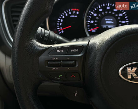 Червоний Кіа Оптіма, об'ємом двигуна 2.36 л та пробігом 116 тис. км за 9999 $, фото 8 на Automoto.ua