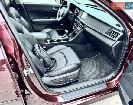 Красный Киа Оптима, объемом двигателя 2.4 л и пробегом 154 тыс. км за 11990 $, фото 34 на Automoto.ua