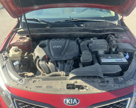 Красный Киа Оптима, объемом двигателя 2.36 л и пробегом 183 тыс. км за 8250 $, фото 9 на Automoto.ua