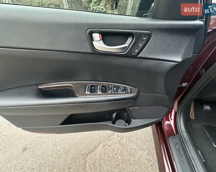 Киа Оптима 2015 в Харькове на Automoto.ua Красный Киа Оптима, объемом двигателя 2.4 л и пробегом 154 тыс. км за 12500 $, фото 18 на Automoto.ua