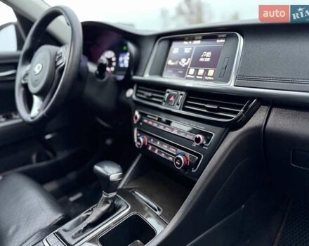 Красный Киа Оптима, объемом двигателя 2.4 л и пробегом 154 тыс. км за 12200 $, фото 35 на Automoto.ua