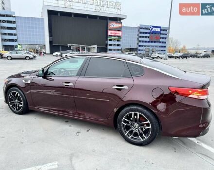 Красный Киа Оптима, объемом двигателя 2.36 л и пробегом 154 тыс. км за 12500 $, фото 11 на Automoto.ua