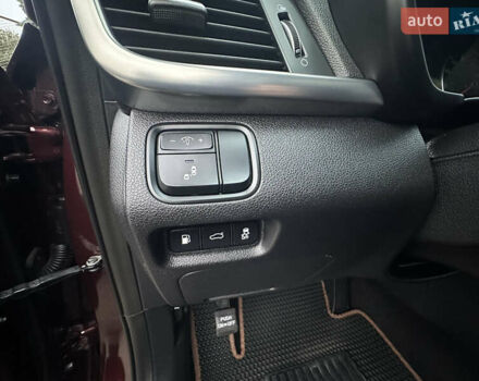 Киа Оптима 2015 в Харькове на Automoto.ua Красный Киа Оптима, объемом двигателя 2.4 л и пробегом 154 тыс. км за 12500 $, фото 21 на Automoto.ua