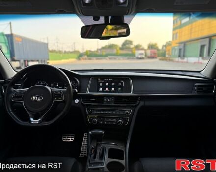 Красный Киа Оптима, объемом двигателя 2 л и пробегом 98 тыс. км за 11800 $, фото 6 на Automoto.ua