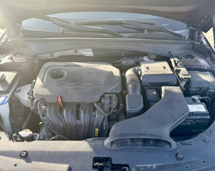 Красный Киа Оптима, объемом двигателя 2.36 л и пробегом 91 тыс. км за 10999 $, фото 28 на Automoto.ua