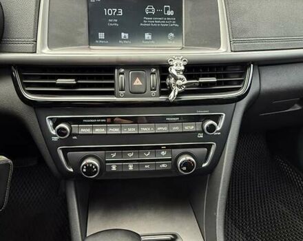 Красный Киа Оптима, объемом двигателя 2.4 л и пробегом 145 тыс. км за 12900 $, фото 7 на Automoto.ua