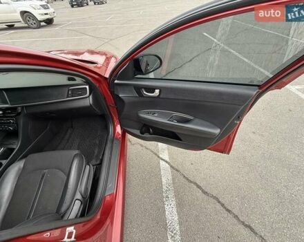 Красный Киа Оптима, объемом двигателя 2.4 л и пробегом 145 тыс. км за 12900 $, фото 11 на Automoto.ua