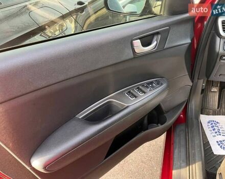 Красный Киа Оптима, объемом двигателя 2.36 л и пробегом 85 тыс. км за 12800 $, фото 9 на Automoto.ua