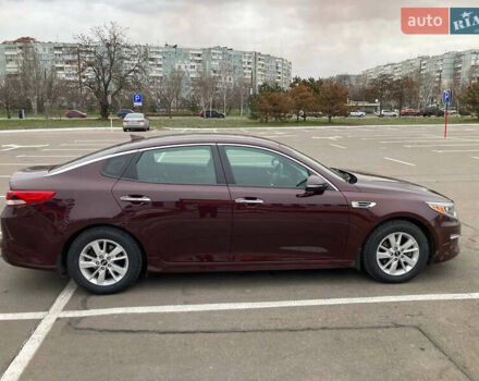 Красный Киа Оптима, объемом двигателя 2.4 л и пробегом 158 тыс. км за 12500 $, фото 3 на Automoto.ua