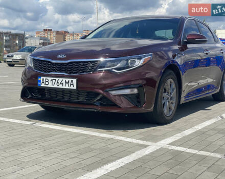 Красный Киа Оптима, объемом двигателя 2.36 л и пробегом 113 тыс. км за 14500 $, фото 26 на Automoto.ua