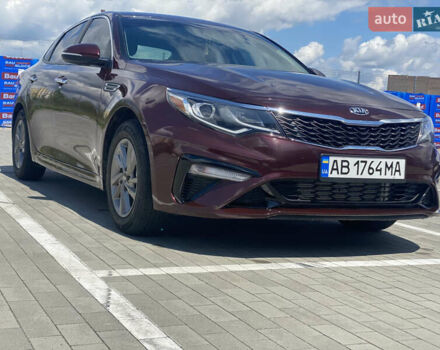 Красный Киа Оптима, объемом двигателя 2.36 л и пробегом 107 тыс. км за 13600 $, фото 21 на Automoto.ua
