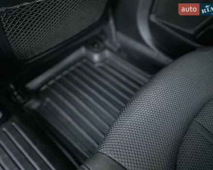 Красный Киа Оптима, объемом двигателя 2.36 л и пробегом 113 тыс. км за 14500 $, фото 5 на Automoto.ua