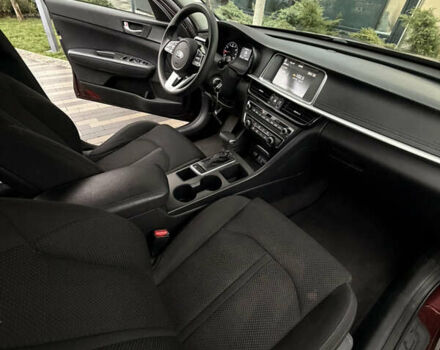 Червоний Кіа Оптіма, об'ємом двигуна 2.36 л та пробігом 80 тис. км за 13500 $, фото 15 на Automoto.ua