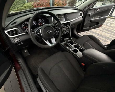 Червоний Кіа Оптіма, об'ємом двигуна 2.36 л та пробігом 80 тис. км за 13500 $, фото 14 на Automoto.ua