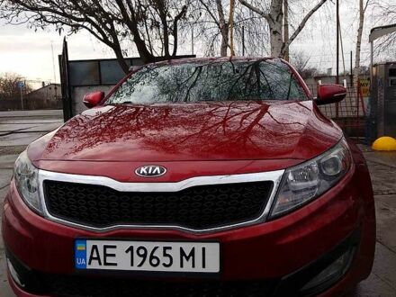 Киа Оптима 2013 в Павлограде на Automoto.ua Красный Киа Оптима, объемом двигателя 2.4 л и пробегом 140 тыс. км за 8000 $, фото 1 на Automoto.ua