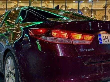 Червоний Кіа Оптіма, об'ємом двигуна 2.4 л та пробігом 137 тис. км за 12400 $, фото 1 на Automoto.ua