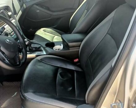 Киа Оптима, объемом двигателя 2.4 л и пробегом 300 тыс. км за 11000 $, фото 11 на Automoto.ua