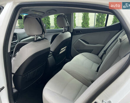 Киа Оптима, объемом двигателя 2.4 л и пробегом 141 тыс. км за 10900 $, фото 14 на Automoto.ua