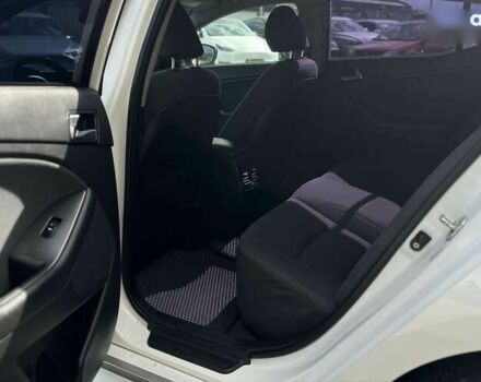 Киа Оптима 2015 в Мукачево на Automoto.ua Киа Оптима, объемом двигателя 0 л и пробегом 103 тыс. км за 10990 $, фото 15 на Automoto.ua