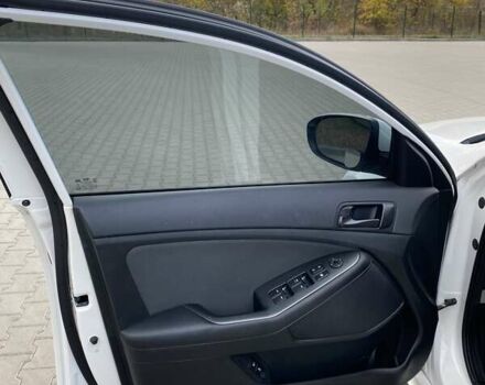 Киа Оптима, объемом двигателя 0 л и пробегом 113 тыс. км за 9399 $, фото 9 на Automoto.ua