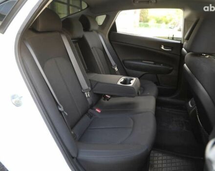 Киа Оптима, объемом двигателя 2.4 л и пробегом 162 тыс. км за 11400 $, фото 6 на Automoto.ua