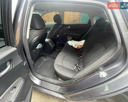 Киа Оптима, объемом двигателя 2.4 л и пробегом 100 тыс. км за 10300 $, фото 7 на Automoto.ua