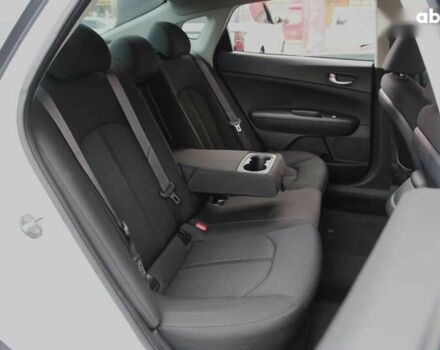 Киа Оптима, объемом двигателя 2.4 л и пробегом 115 тыс. км за 12900 $, фото 12 на Automoto.ua