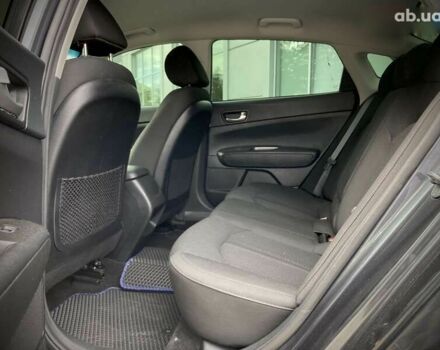 Киа Оптима, объемом двигателя 2.4 л и пробегом 130 тыс. км за 12700 $, фото 10 на Automoto.ua