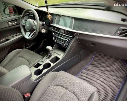Киа Оптима, объемом двигателя 2.4 л и пробегом 130 тыс. км за 12700 $, фото 11 на Automoto.ua
