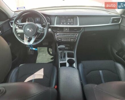Киа Оптима, объемом двигателя 2.36 л и пробегом 49 тыс. км за 2600 $, фото 7 на Automoto.ua
