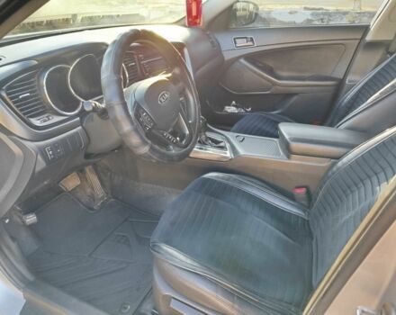 Серый Киа Оптима, объемом двигателя 2 л и пробегом 290 тыс. км за 9000 $, фото 9 на Automoto.ua