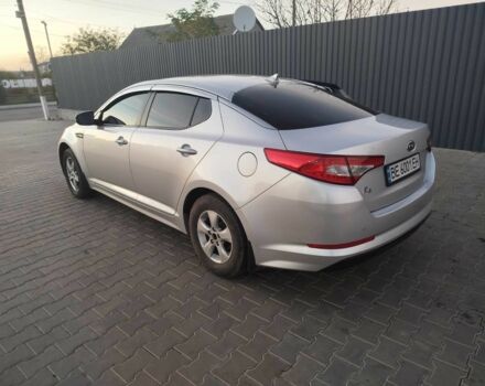 Серый Киа Оптима, объемом двигателя 2 л и пробегом 290 тыс. км за 9000 $, фото 4 на Automoto.ua