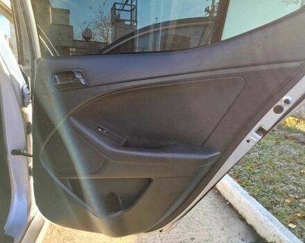 Серый Киа Оптима, объемом двигателя 2 л и пробегом 290 тыс. км за 9000 $, фото 14 на Automoto.ua