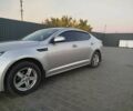 Серый Киа Оптима, объемом двигателя 2 л и пробегом 290 тыс. км за 9000 $, фото 5 на Automoto.ua