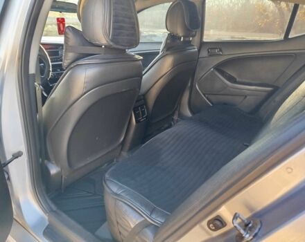 Серый Киа Оптима, объемом двигателя 2 л и пробегом 290 тыс. км за 9000 $, фото 12 на Automoto.ua