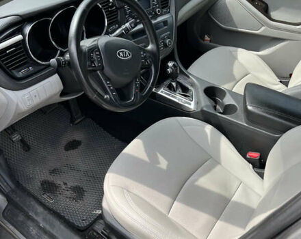 Серый Киа Оптима, объемом двигателя 2.36 л и пробегом 225 тыс. км за 7300 $, фото 6 на Automoto.ua