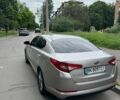 Серый Киа Оптима, объемом двигателя 2 л и пробегом 265 тыс. км за 7200 $, фото 3 на Automoto.ua