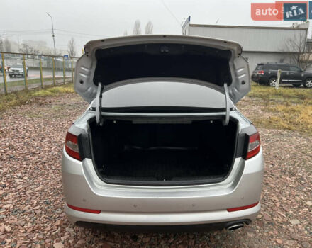 Серый Киа Оптима, объемом двигателя 2 л и пробегом 195 тыс. км за 10700 $, фото 4 на Automoto.ua