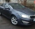 Сірий Кіа Оптіма, об'ємом двигуна 2 л та пробігом 205 тис. км за 10500 $, фото 3 на Automoto.ua