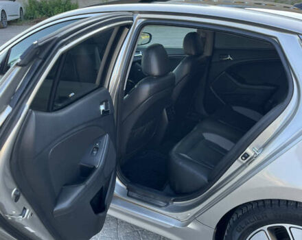 Серый Киа Оптима, объемом двигателя 2.36 л и пробегом 154 тыс. км за 10000 $, фото 10 на Automoto.ua