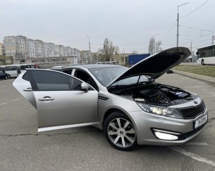 Серый Киа Оптима, объемом двигателя 2 л и пробегом 243 тыс. км за 10500 $, фото 12 на Automoto.ua