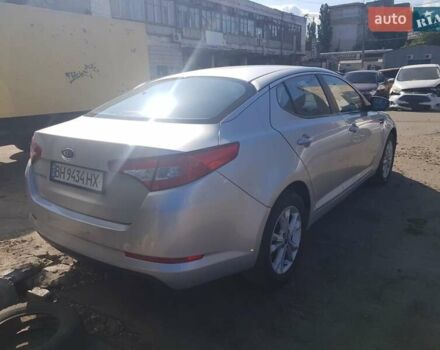 Серый Киа Оптима, объемом двигателя 2 л и пробегом 300 тыс. км за 9300 $, фото 7 на Automoto.ua