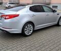 Серый Киа Оптима, объемом двигателя 2 л и пробегом 201 тыс. км за 10900 $, фото 4 на Automoto.ua