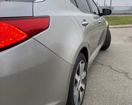 Серый Киа Оптима, объемом двигателя 2 л и пробегом 245 тыс. км за 10500 $, фото 23 на Automoto.ua