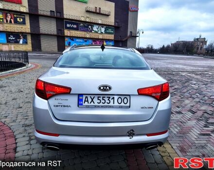 Серый Киа Оптима, объемом двигателя 2.4 л и пробегом 270 тыс. км за 8400 $, фото 4 на Automoto.ua