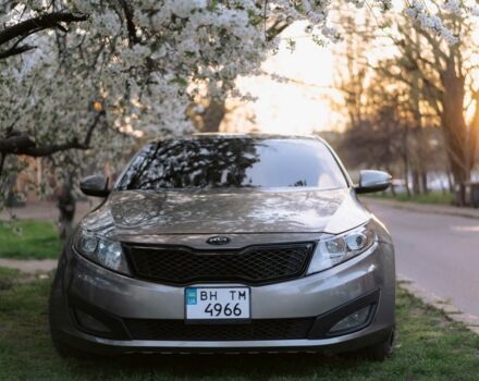 Серый Киа Оптима, объемом двигателя 2 л и пробегом 240 тыс. км за 9000 $, фото 9 на Automoto.ua