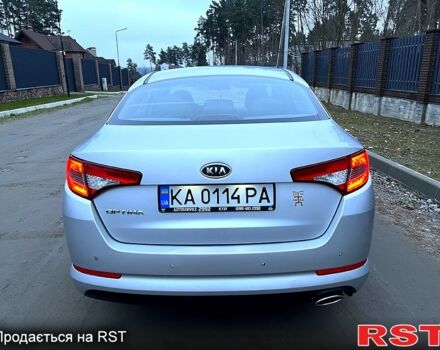 Серый Киа Оптима, объемом двигателя 2 л и пробегом 330 тыс. км за 8300 $, фото 4 на Automoto.ua