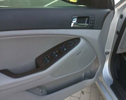 Серый Киа Оптима, объемом двигателя 2.36 л и пробегом 190 тыс. км за 9800 $, фото 8 на Automoto.ua