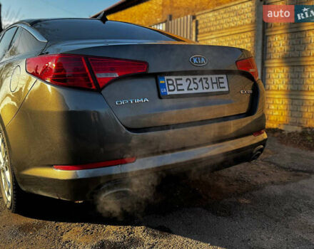 Сірий Кіа Оптіма, об'ємом двигуна 2.36 л та пробігом 218 тис. км за 9200 $, фото 10 на Automoto.ua