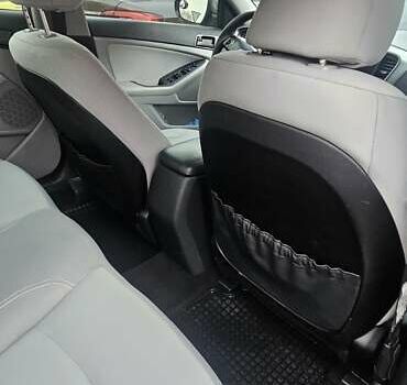 Серый Киа Оптима, объемом двигателя 2.36 л и пробегом 191 тыс. км за 7900 $, фото 27 на Automoto.ua